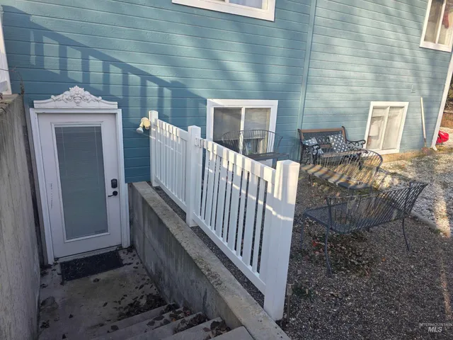 $1,490,000 | 4864 North Larkwood Place, Meridian, ID 83646