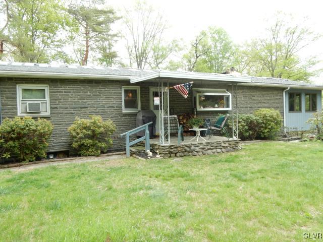 7510 Old Coach Road Stroudsburg, PA 18360 - Photo 3 of 41 Gallery Image 3