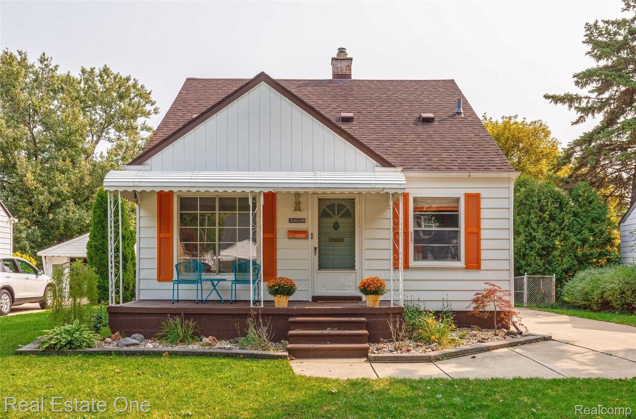 3608 Durham Road Royal Oak, MI 48073 - Photo 1 of 23 Welcome home!!!