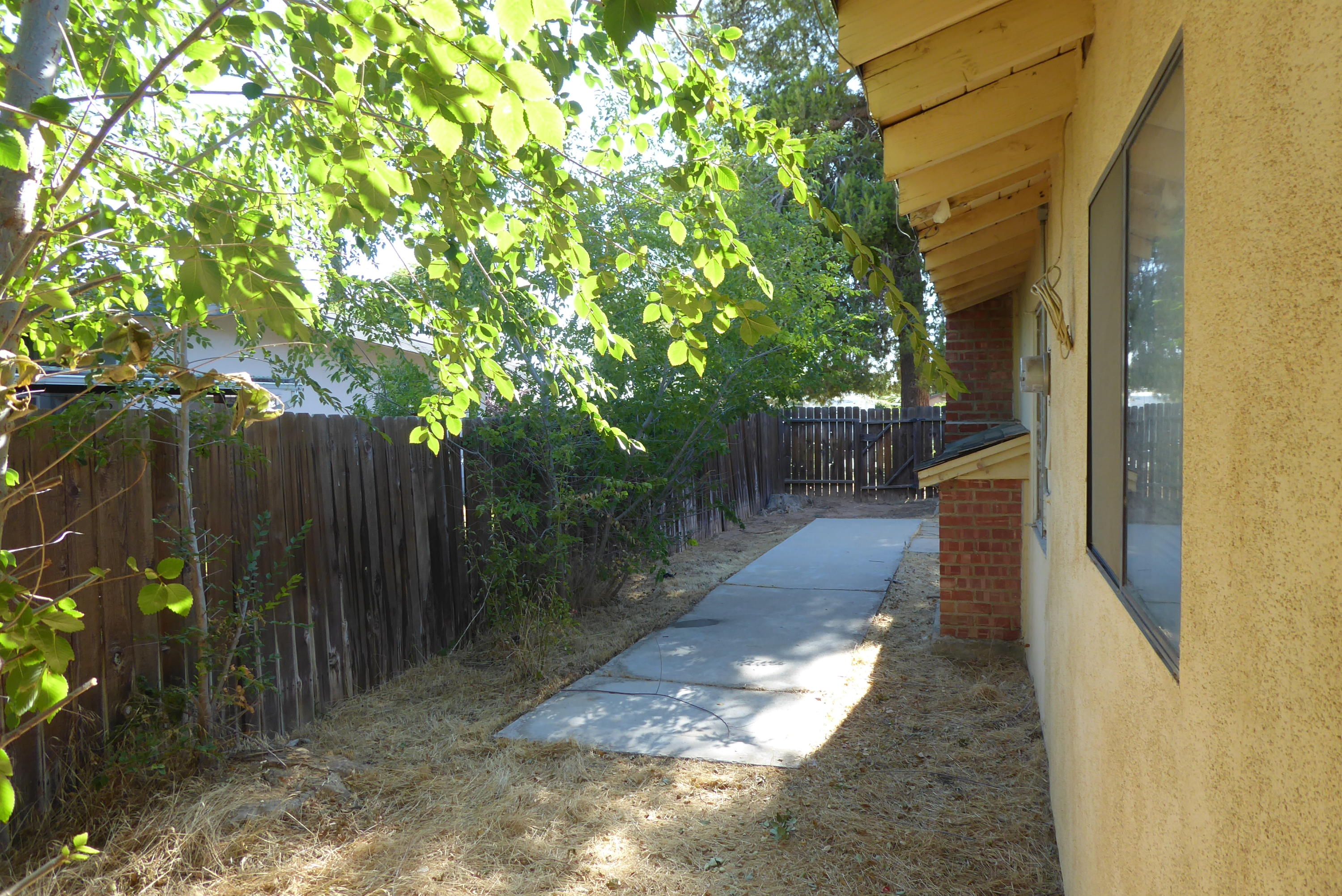 39063 Juniper Tree Road Palmdale, CA 93551 - Photo 17 of 22 P1010766