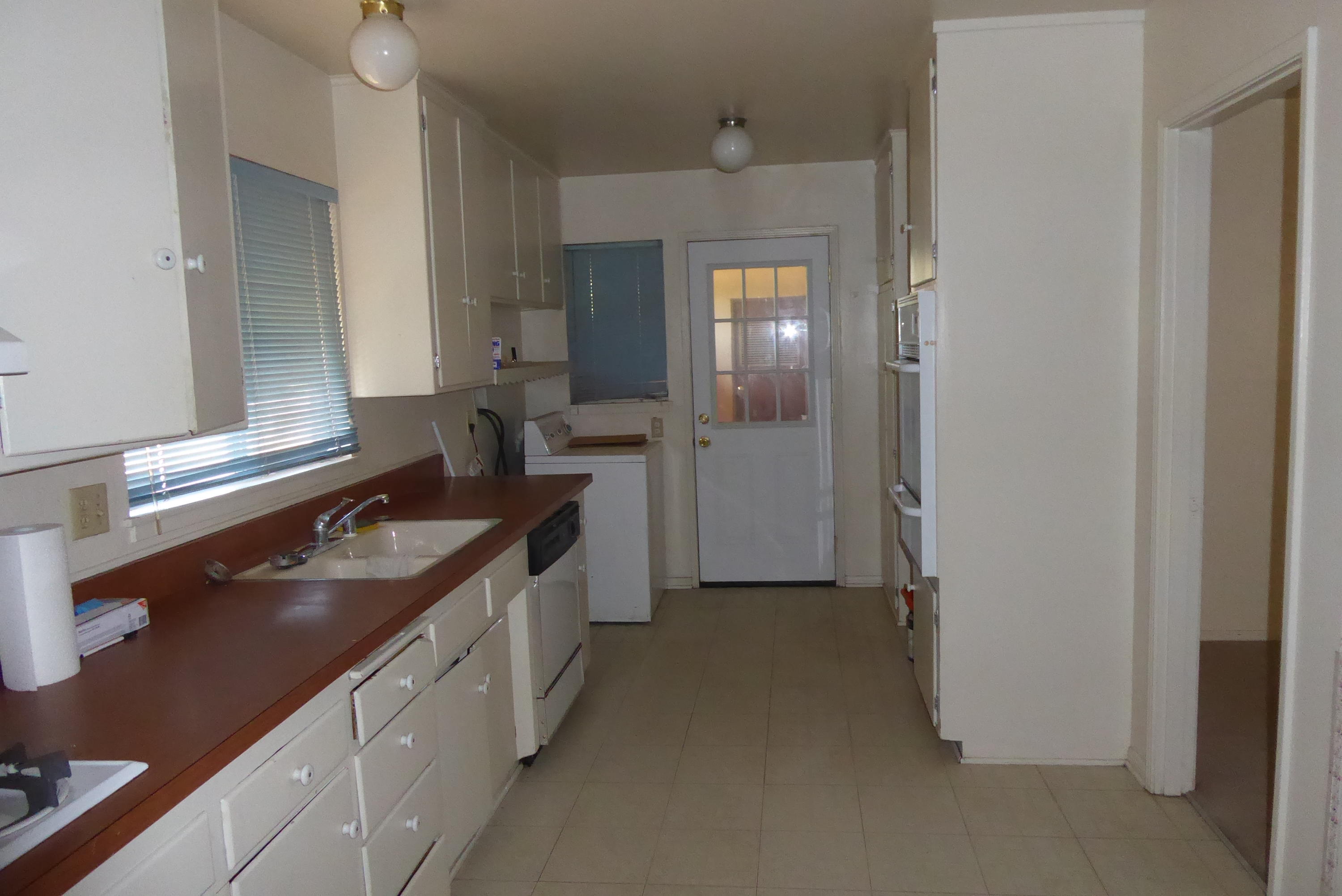 39063 Juniper Tree Road Palmdale, CA 93551 - Photo 3 of 22 P1010748