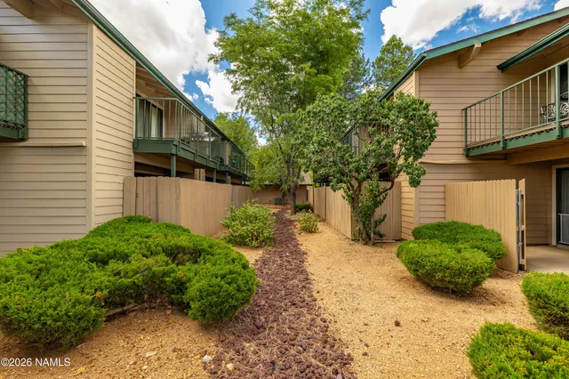 $317,000 | 3200 South Litzler Drive, Unit 9136, Flagstaff, AZ 86005