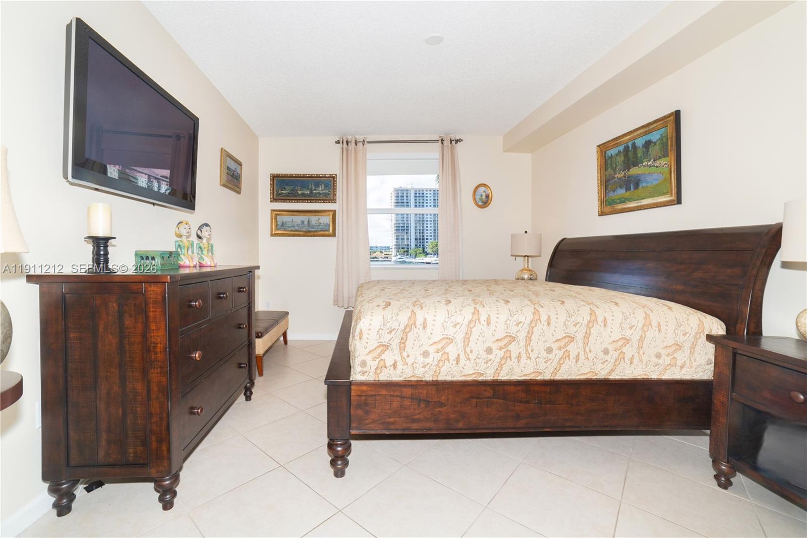 17150 North Bay Road, Unit 2207 Sunny Isles Beach, FL 33160 - Photo 19 of 50