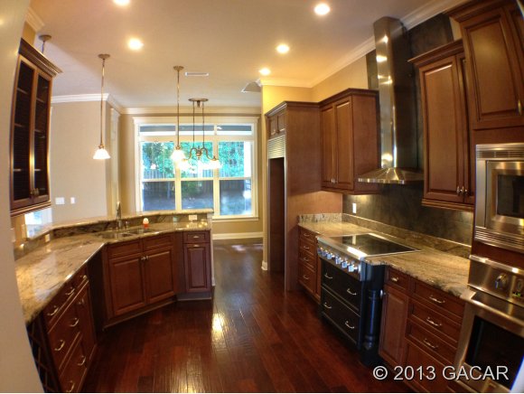 303 Southwest 118th Terrace Gainesville, FL 32607 - Photo 3 of 12 Gallery Image 3