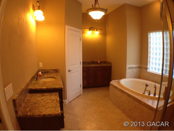 303 Southwest 118th Terrace Gainesville, FL 32607 - Photo 7 of 12 Gallery Image 7