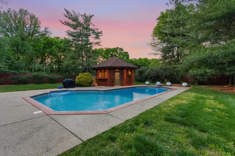 $768,000 | 213 Bradshaw Road, Lebanon, TN 37087