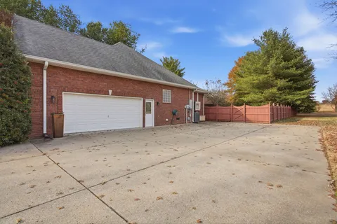 $850,000 | 213 Bradshaw Road, Lebanon, TN 37087