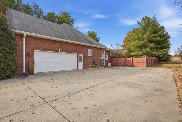 $830,000 | 213 Bradshaw Road, Lebanon, TN 37087