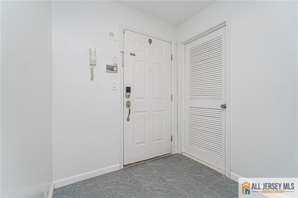 612 Chester Court Helmetta, NJ 08828 - Photo 25 of 31