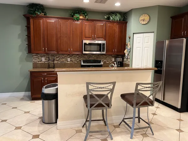 $3,800 | 4991 Bonsai Circle, Unit 111, Palm Beach Gardens, FL 33418
