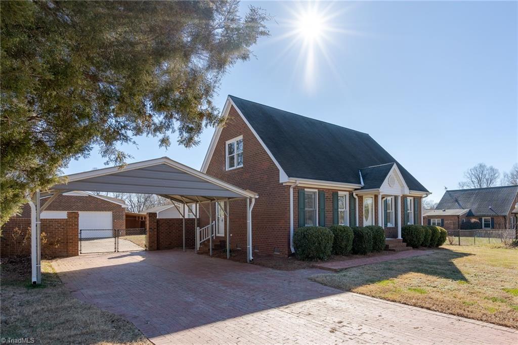2112 Rendall Street Burlington, NC 27215 - Photo 1 of 39 Gallery Image 1
