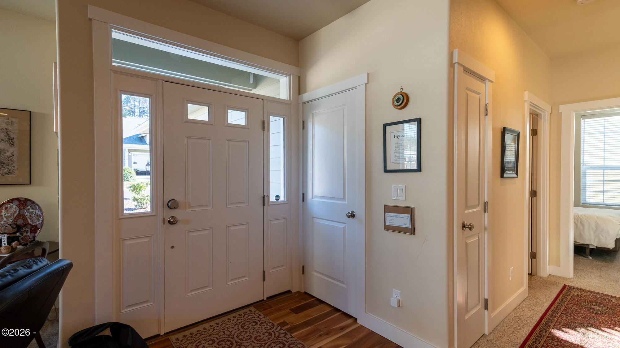 4161 Southeast Inlet Avenue Lincoln City, OR 97367 - Photo 5 of 38 Entryway