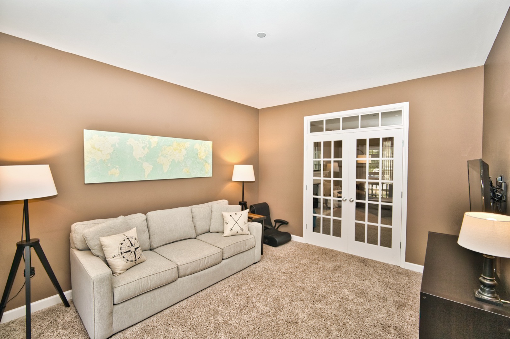 2169 Cabrillo Lane Hoffman Estates, IL 60192 - Photo 3 of 45