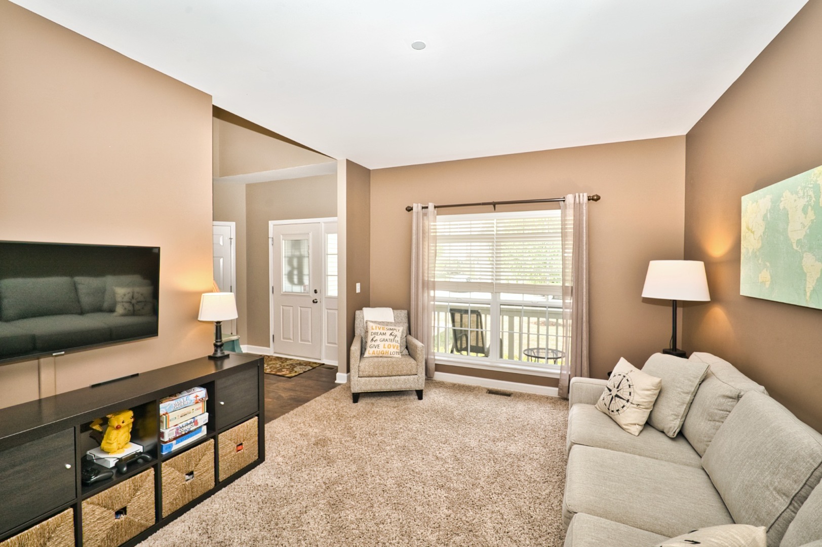 2169 Cabrillo Lane Hoffman Estates, IL 60192 - Photo 5 of 45