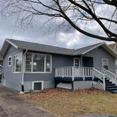 $2,150 | 141 Fontana Avenue, Fontana, WI 53125