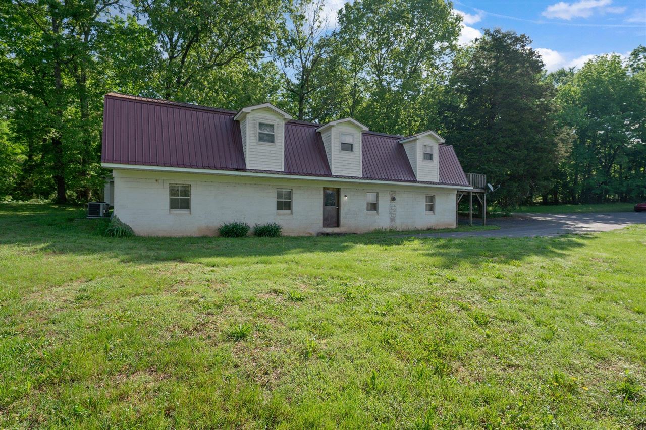 410 Ralph A Young Road Bowling Green, KY 42101 - Photo 4 of 46 Gallery Image 4