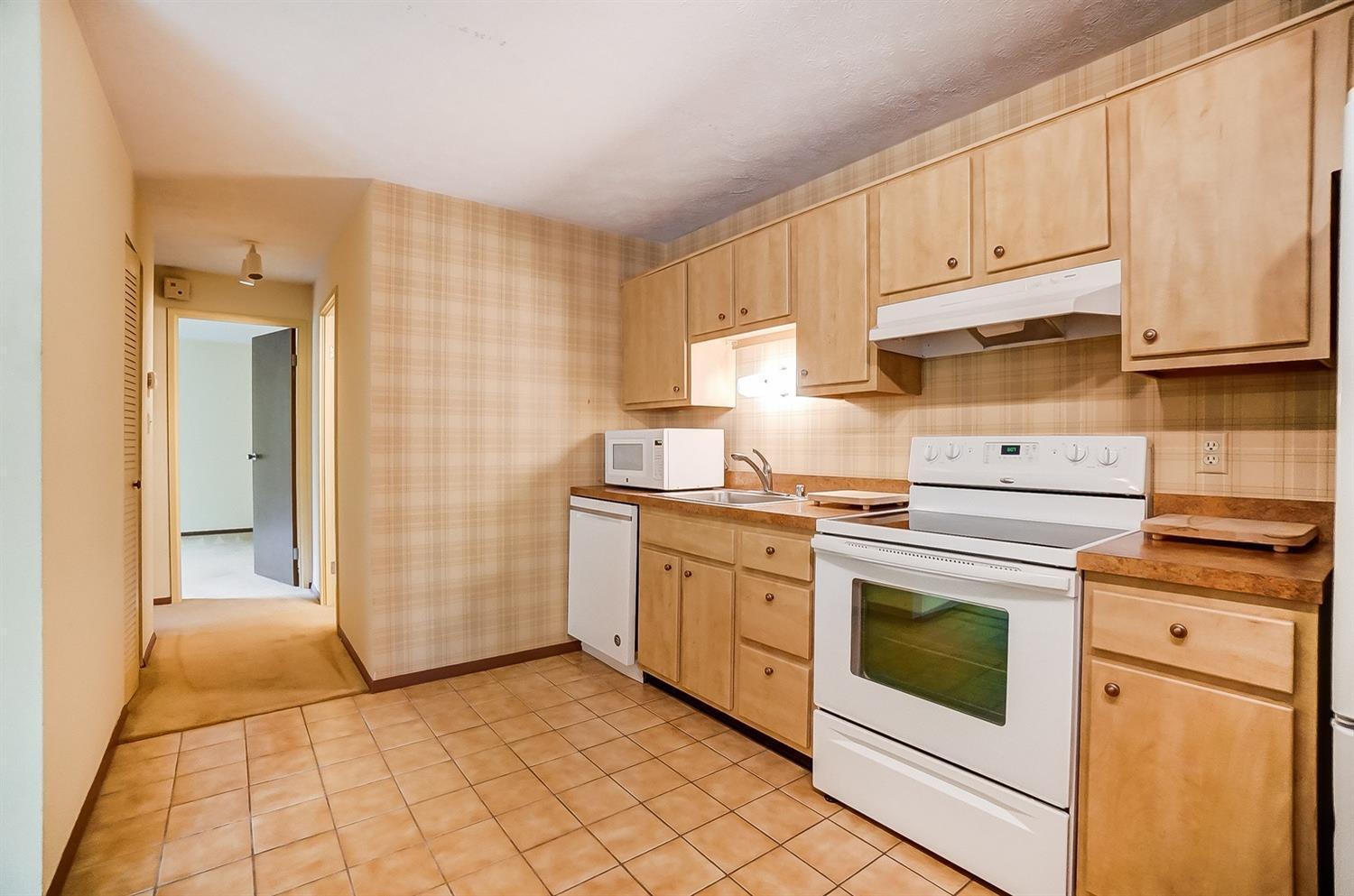 6604 Hearne Road, Unit 59 Cincinnati, OH 45248 - Photo 15 of 28