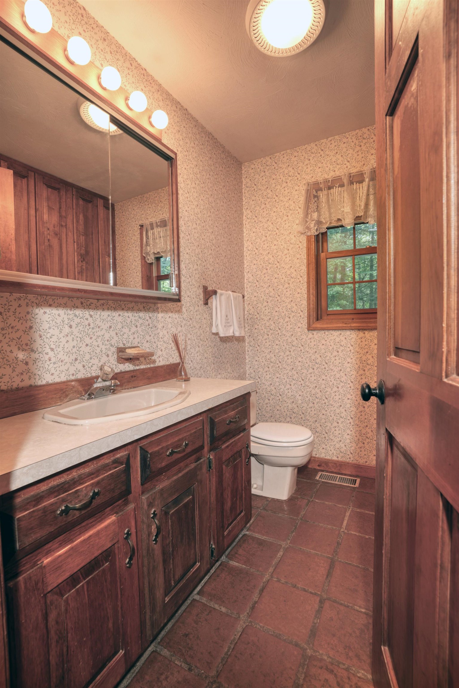 540 Forest Road Lyndeborough, NH 03082 - Photo 8 of 29