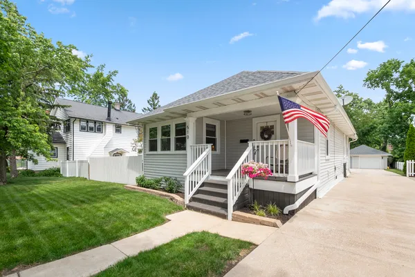 $349,000 | 510 East 13th Street, Lockport, IL 60441