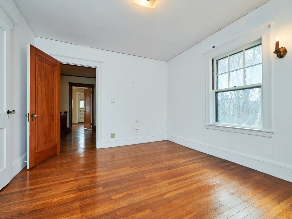 216 Common Street Watertown, MA 02472 - Photo 22 of 33 Gallery Image 22