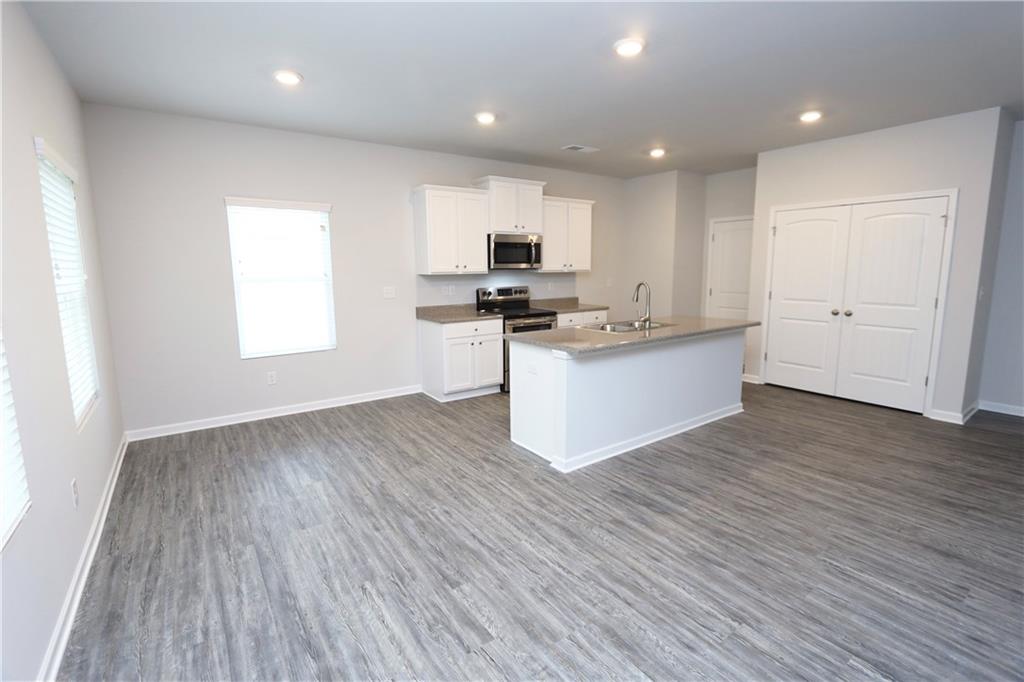 2105 Jessica Way Conyers, GA 30012 - Photo 13 of 18