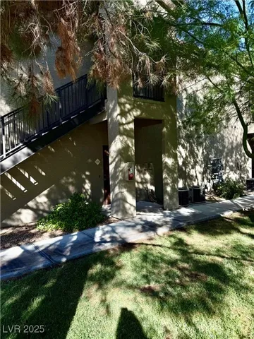 $1,175 | 9000 South Las Vegas Boulevard, Unit 1295, Las Vegas, NV 89123