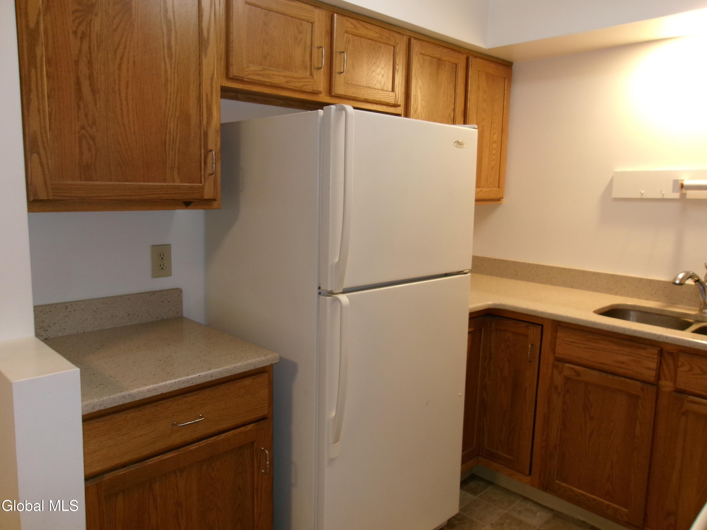 222 South Ten Broeck Street, Unit 3 Scotia, NY 12302 - Photo 11 of 28 13