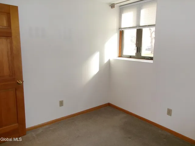 $1,425 | 222 South Ten Broeck Street, Unit 3, Scotia, NY 12302