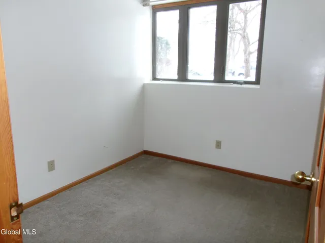 $1,425 | 222 South Ten Broeck Street, Unit 3, Scotia, NY 12302