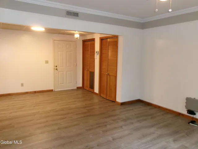 $1,425 | 222 South Ten Broeck Street, Unit 3, Scotia, NY 12302