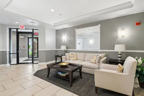 $499,000 | 405 Village Green South, Unit 304, Lincolnshire, IL 60069