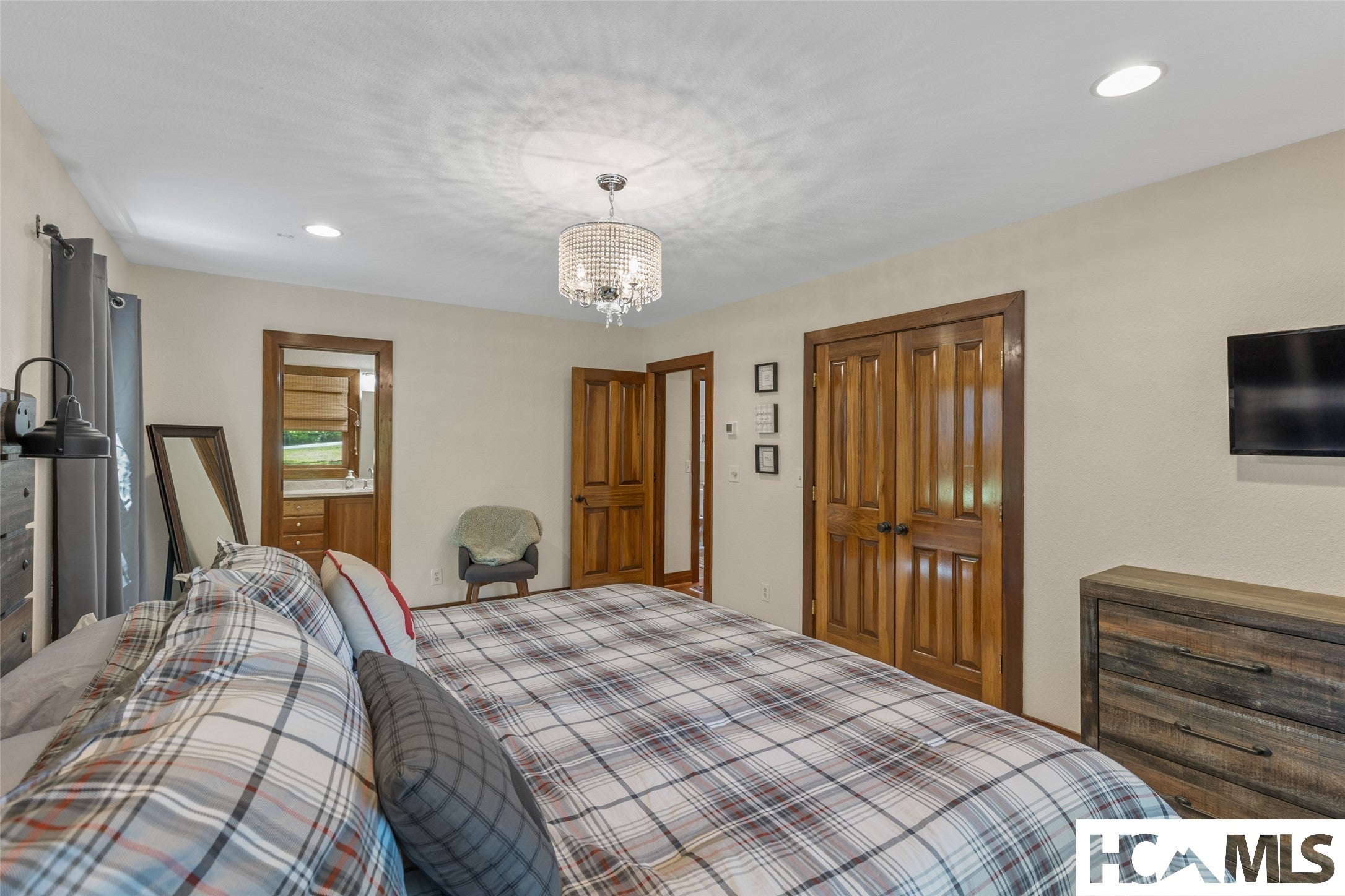 240 Round Hill Road Sapphire, NC 28774 - Photo 47 of 89 Gallery Image 47