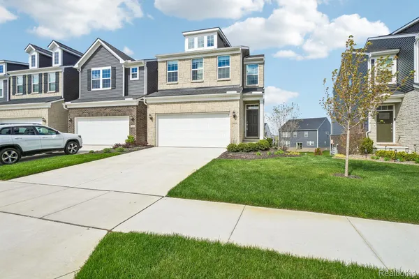 $499,990 | 1434 Superior Drive, Milford, MI 48381