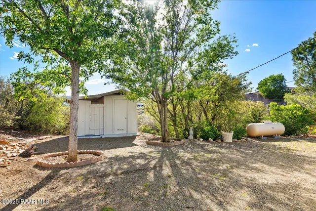 $379,900 | 11405 East Nancy Lane, Dewey-Humboldt, AZ 86327