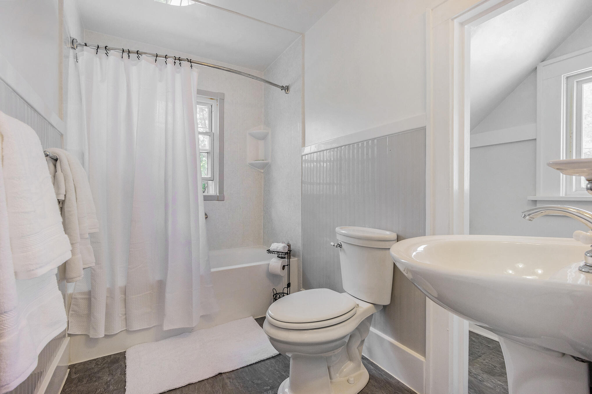 756 Whites Road Kalamazoo, MI 49008 - Photo 18 of 26 756Whites_30