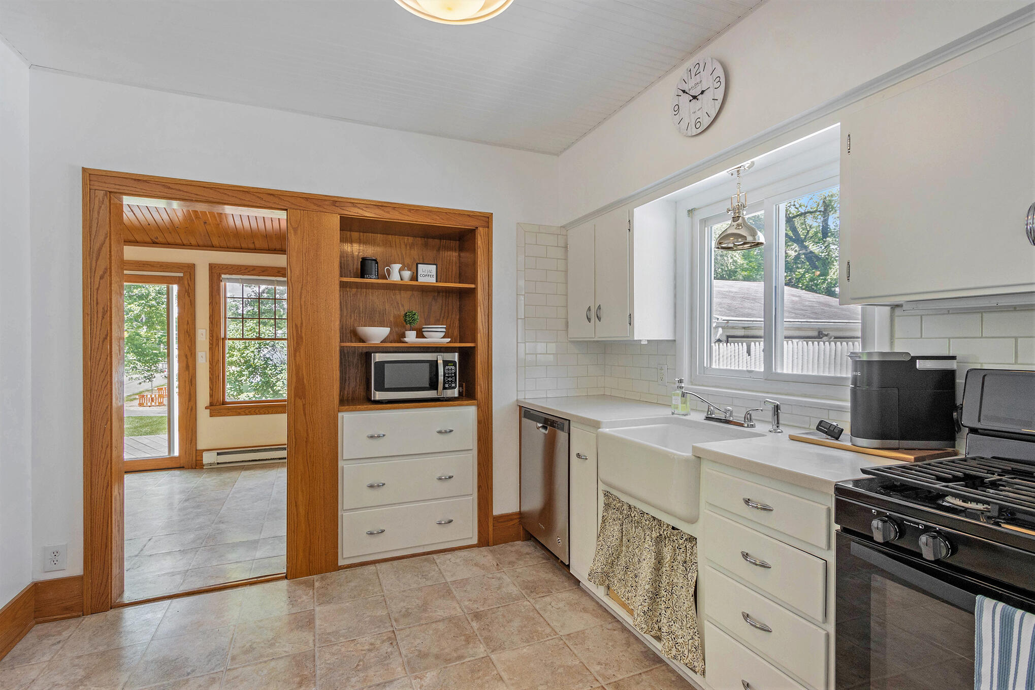 756 Whites Road Kalamazoo, MI 49008 - Photo 3 of 26 756Whites_10