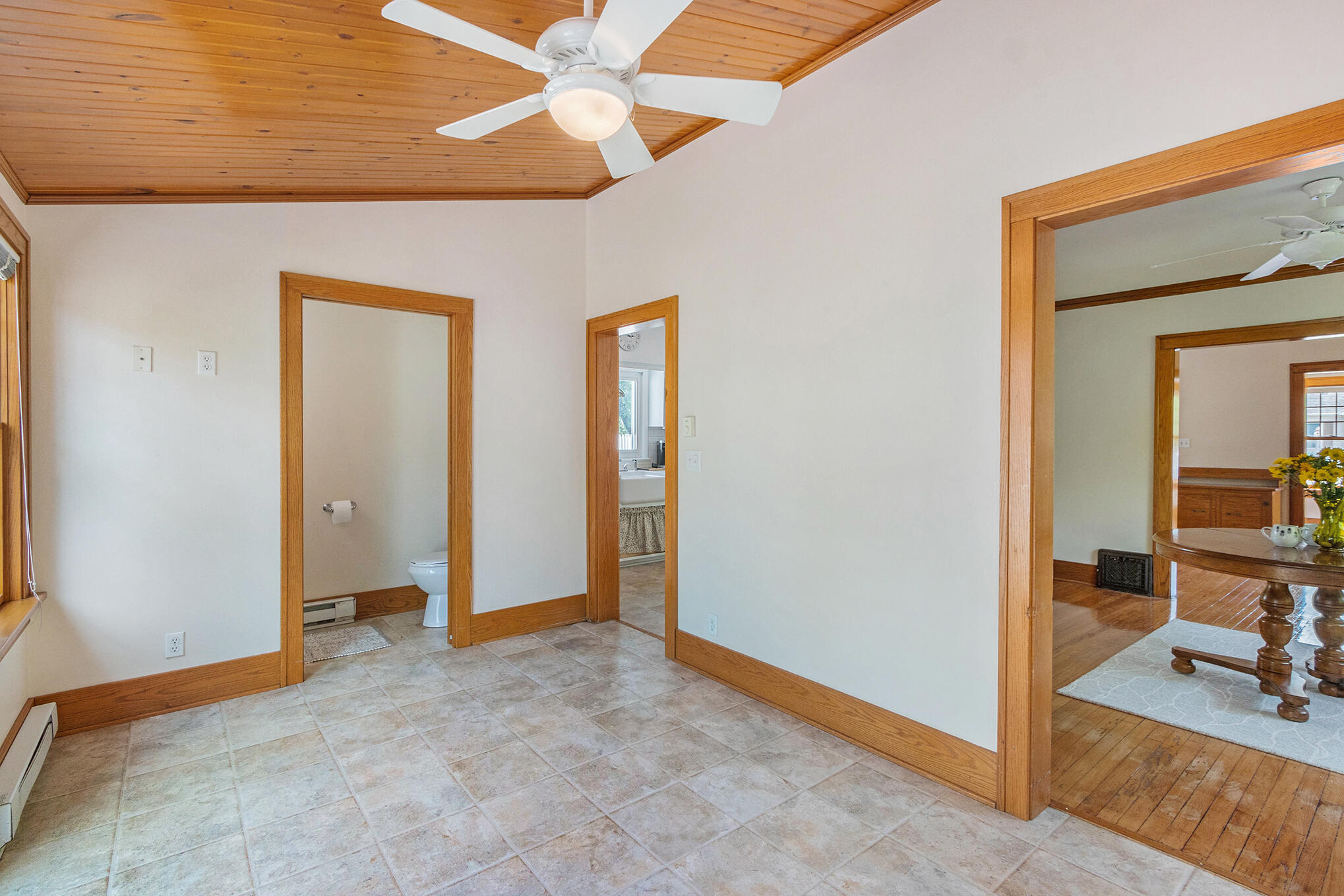 756 Whites Road Kalamazoo, MI 49008 - Photo 6 of 26 756Whites_4