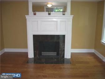 594 Newtown Road Warminster, PA 18974 - Photo 4 of 12 Dining Room