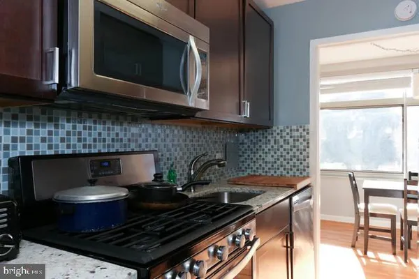 $465,000 | 2401 H Street Northwest, Unit 204, Washington, DC 20037