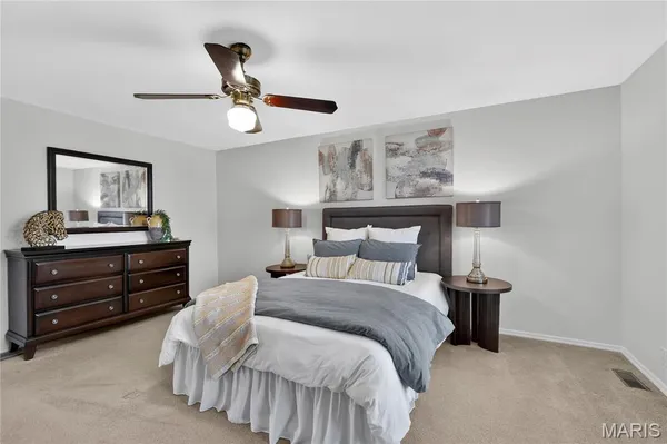 $325,000 | 1875 Buffalo Run Drive, Pacific, MO 63069