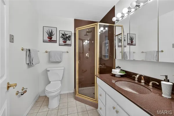 $325,000 | 1875 Buffalo Run Drive, Pacific, MO 63069