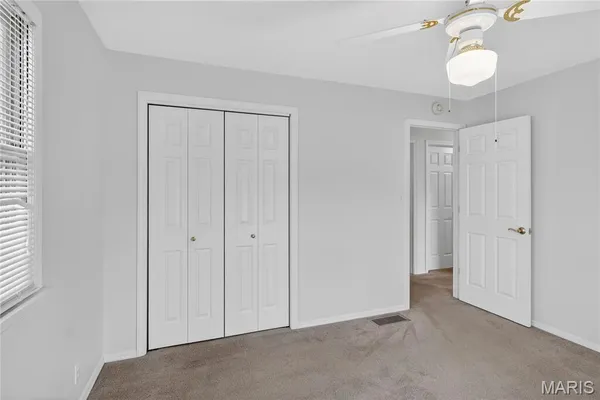 $325,000 | 1875 Buffalo Run Drive, Pacific, MO 63069