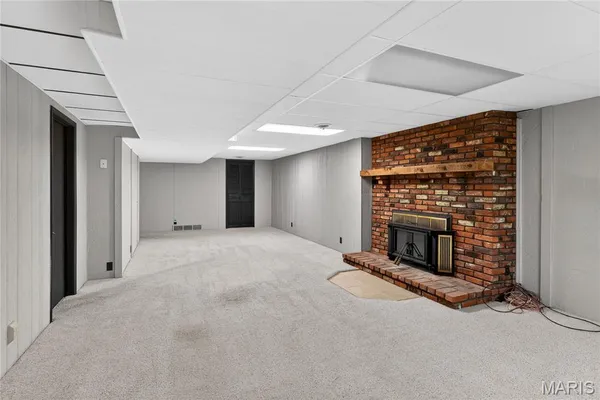 $325,000 | 1875 Buffalo Run Drive, Pacific, MO 63069