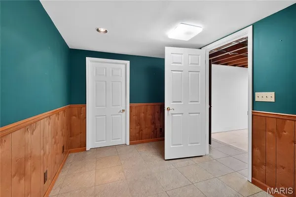 $325,000 | 1875 Buffalo Run Drive, Pacific, MO 63069