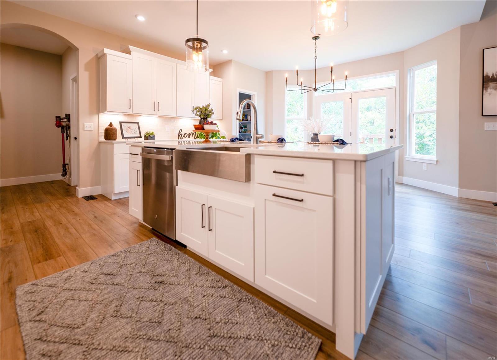 912 Memsie Pk Court O'Fallon, MO 63368 - Photo 14 of 60 Gallery Image 14