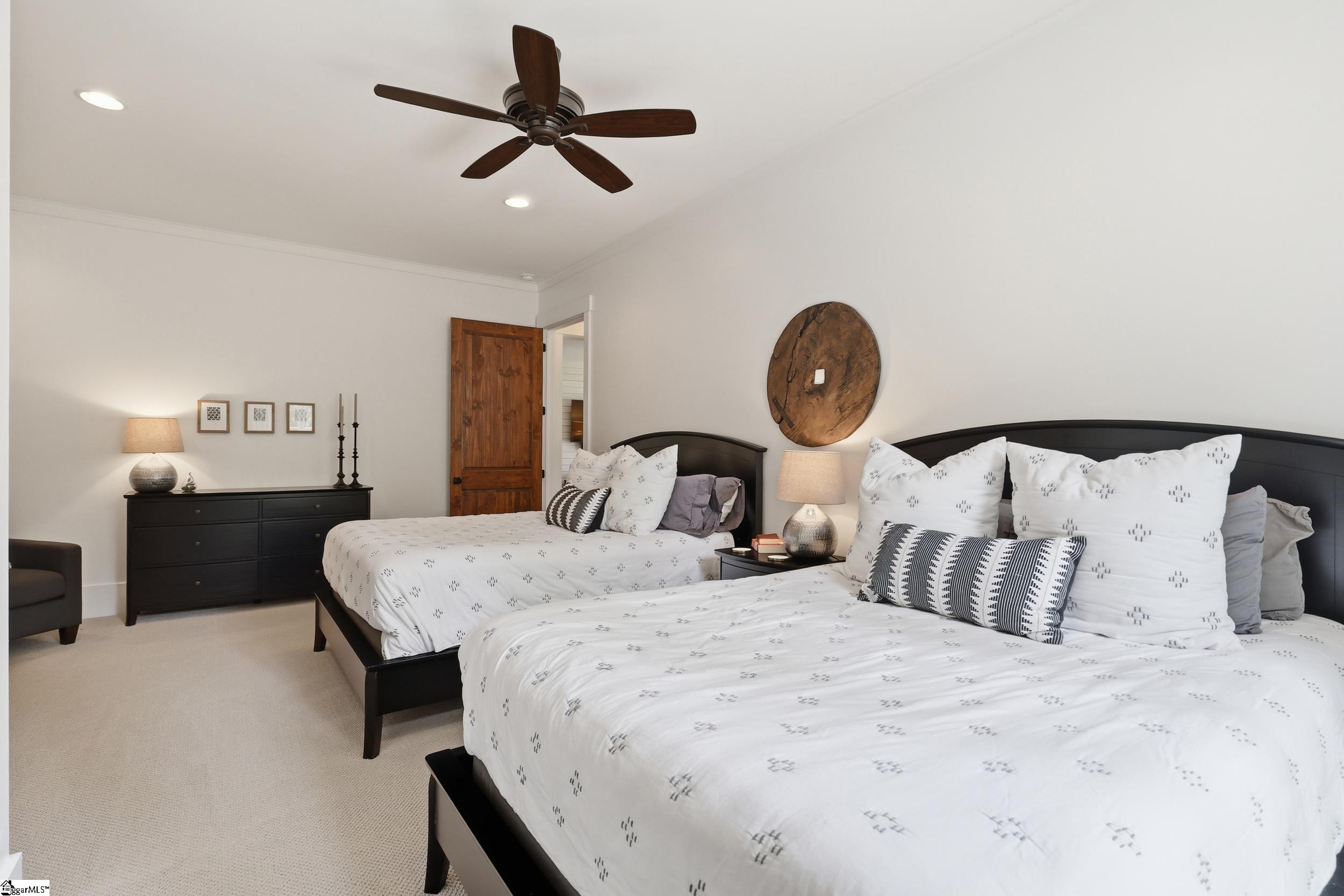147 South Edgewater Drive Sunset, SC 29685 - Photo 18 of 50
