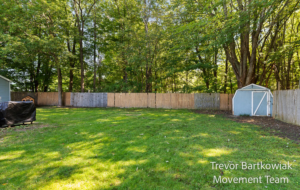 529 Porter Road Muskegon, MI 49441 - Photo 38 of 39 529PorterRd-9LoRes