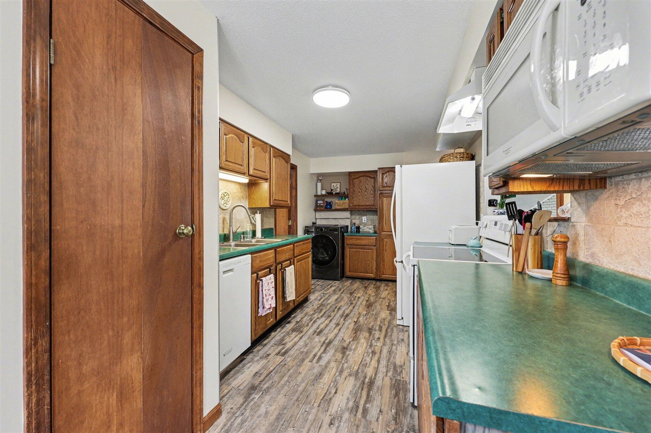 1610 Mull Road Tipton, MI 49287 - Photo 12 of 48