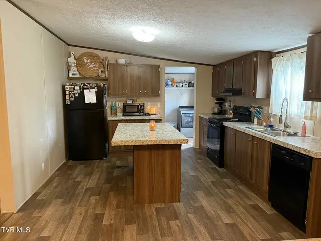 $212,000 | 240 Cherry Tree Drive, Dryden, VA 24243