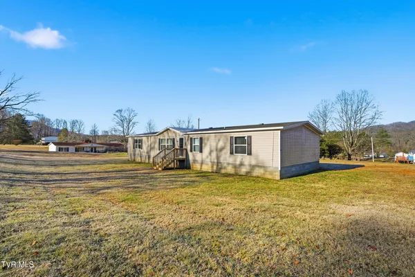 $208,000 | 240 Cherry Tree Drive, Dryden, VA 24243